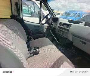 Ford Transit 2000 White