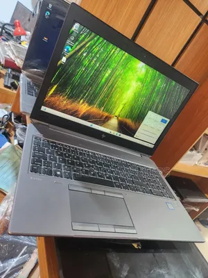 Laptop HP ZBook Studio G5 16GB Intel Core i7 SSD 512GB