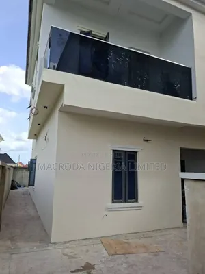 3bdrm Duplex in Ipaja / Ipaja for sale