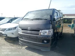 Toyota HiAce 2010 Black