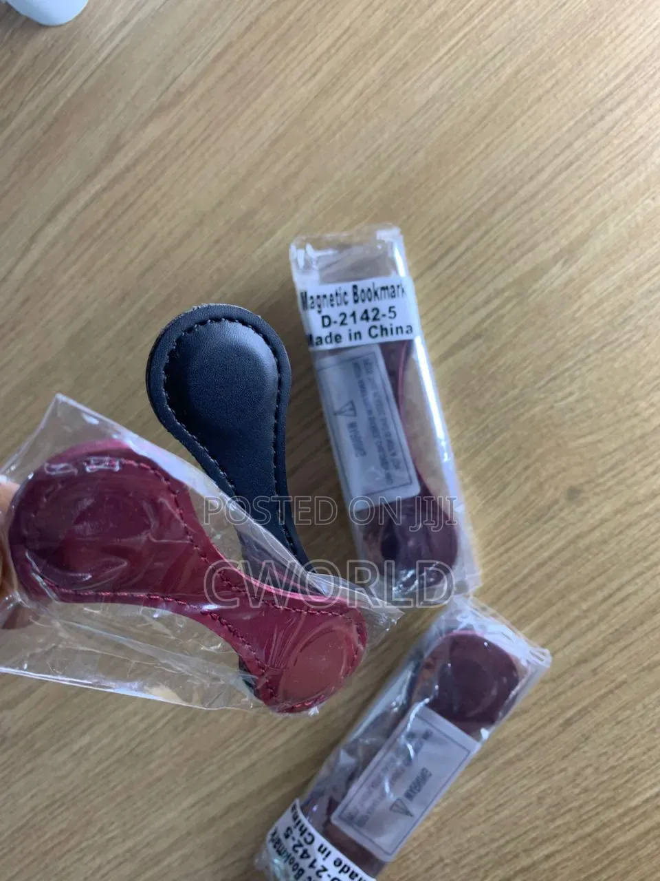 Magnetic Leather Bookmark