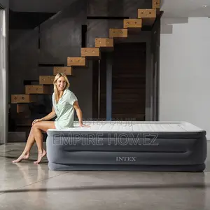 Comfort Plush 2-Person Inflatable Mattress