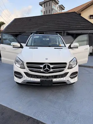 Mercedes-Benz GLE-Class GLE 350d 4MATIC 2016 White