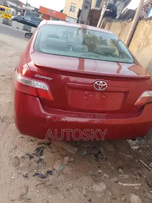 Toyota Camry LE 4dr Sedan (2.4L 4cyl 5A) 2008 Red