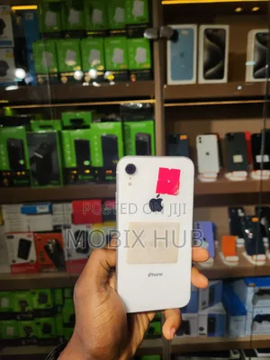 Apple iPhone XR 128 GB White