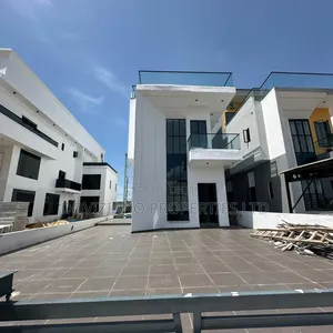 5bdrm Duplex in Ikota for sale