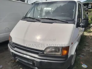Ford Transit 2000 White