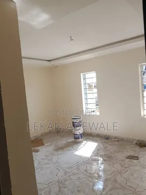 2bdrm Apartment in Surulere, Kilo for rent
