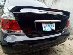 Toyota Camry SE 4dr Sedan (2.4L 4cyl 5A) 2006 Black
