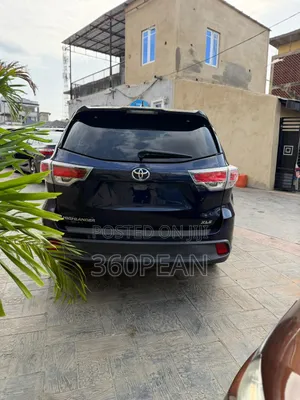 Toyota Highlander XLE 4dr SUV AWD (3.5L 6cyl 6A) 2015 Blue