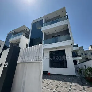 5bdrm Duplex in Ologolo for sale