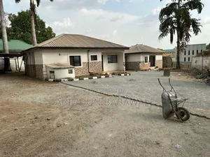 5bdrm Duplex in Maitama Main Abuja for rent