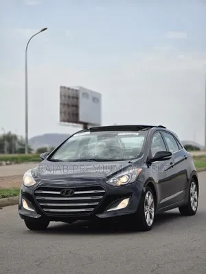 Hyundai Elantra Limited 4dr Sedan (1.8L 4cyl 6A) 2014 Black