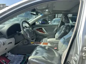 Toyota Camry 2011 Silver