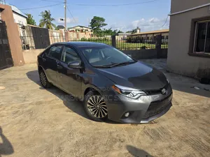 Toyota Corolla S 4dr Sedan (1.8L 4cyl CVT) 2016 Gray