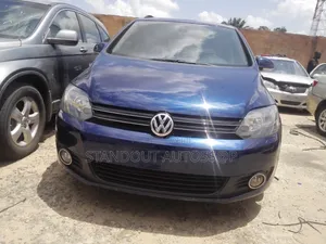 Volkswagen Golf 2012 Blue