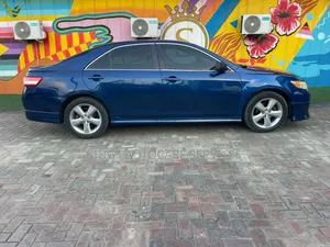 Toyota Camry SE 4dr Sedan (2.5L 4cyl 6AM) 2010 Blue