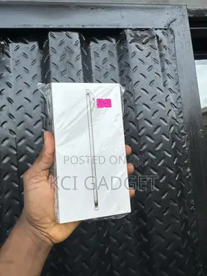 New Apple iPhone Air 256 GB