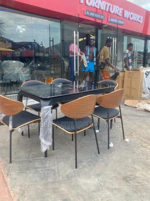 Elegant 6-Man Dining Set