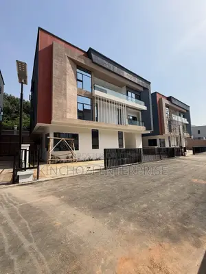 6bdrm Townhouse/Terrace in Katampe Extension for sale
