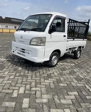 Daihatsu Hijet 2012 White
