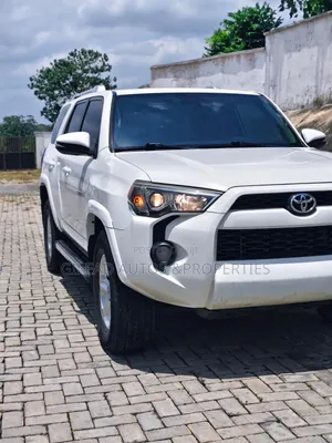 Toyota 4-Runner SR5 Premium 4dr SUV (4.0L 6cyl 5A) 2015 White