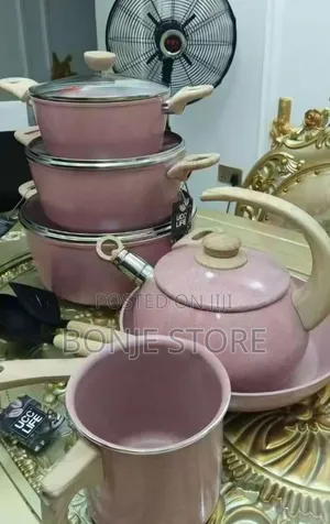 Ucc 9 Pieces Pot With Kettle Cookware Set