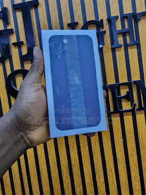New Apple iPhone 13 256 GB Gold