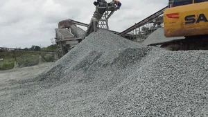 Premium Chipping and Granite for Construction Workers