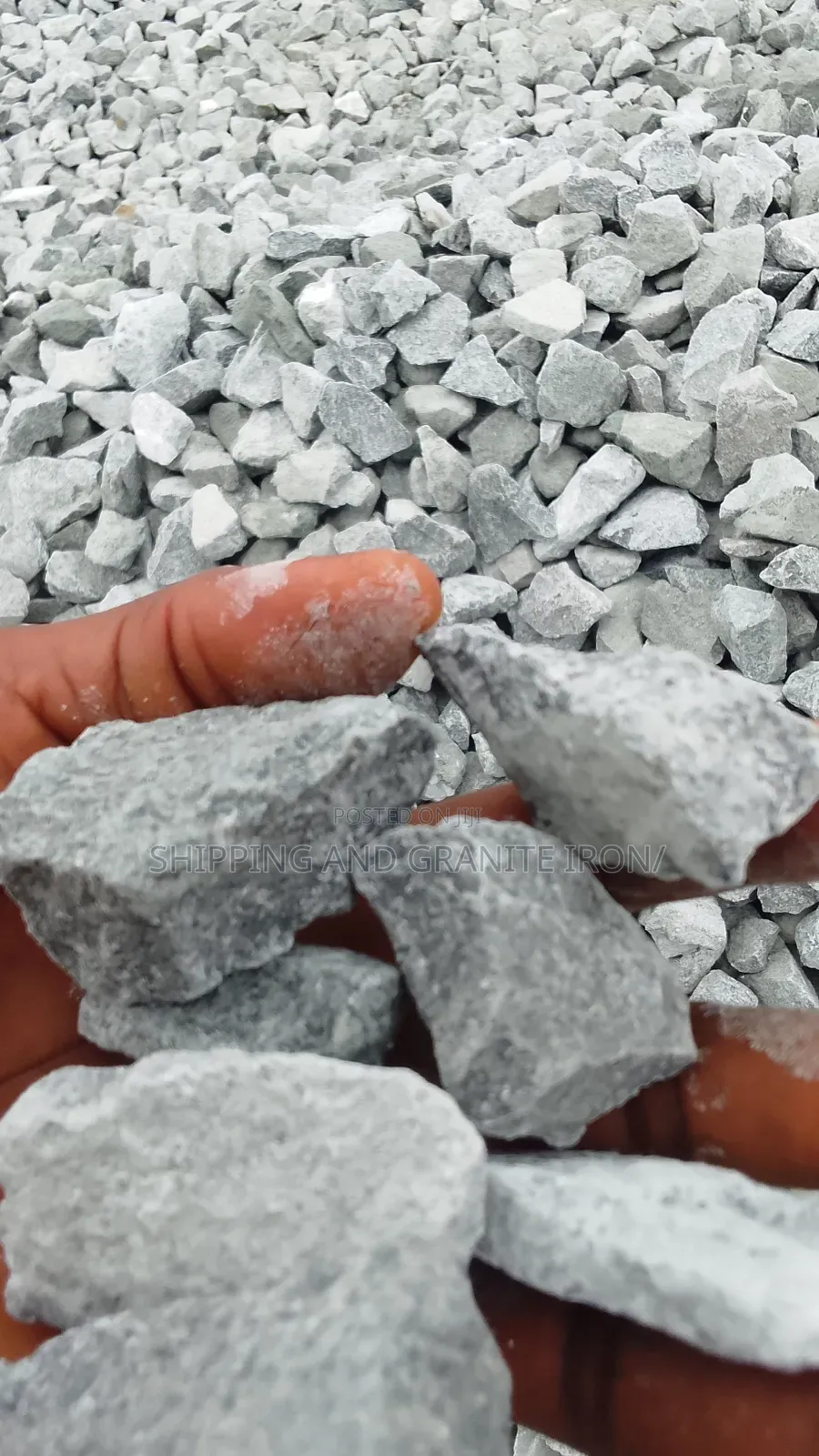 Premium Chipping and Granite for Construction Workers