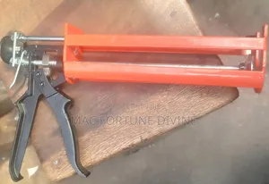 Skeleton-Style Manual Caulking Gun