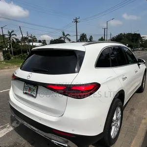 Mercedes-Benz GLC-Class GLC 300 2025 White