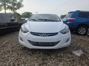 Hyundai Elantra GLS Sedan FWD (1.8L 4cyl 6A) 2013 White