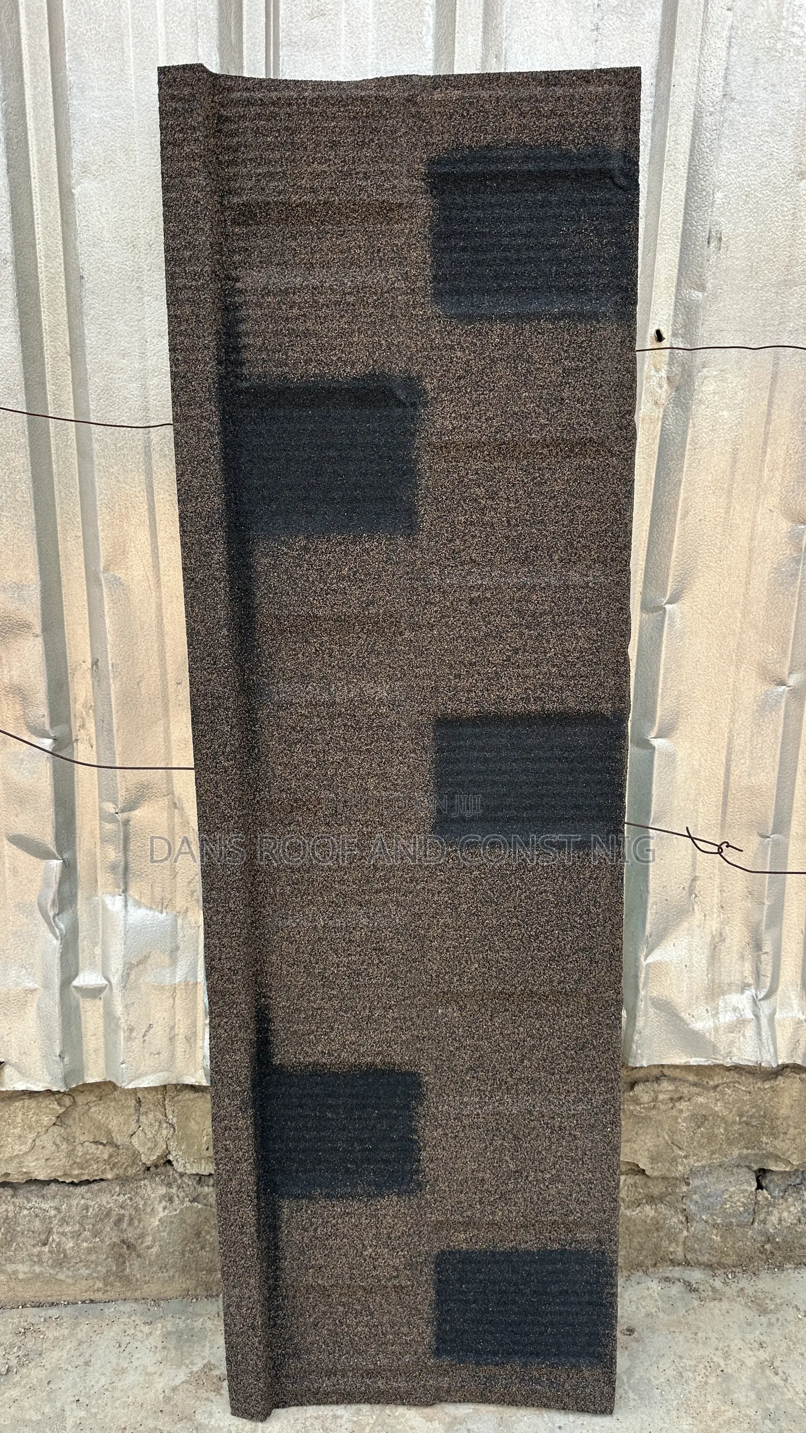 Tiger Brown Shingle With Black Patch