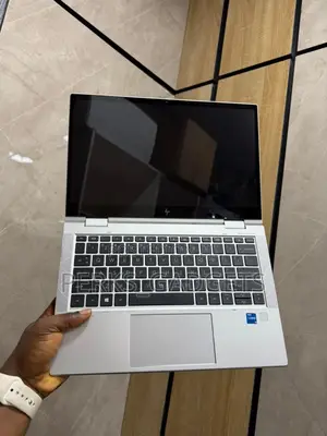 Laptop HP EliteBook 830 G8 16GB Intel Core i5 SSD 512GB