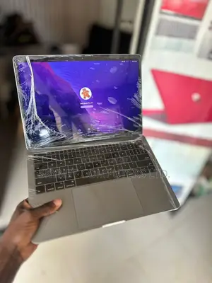 Laptop Apple MacBook Pro 2017 8GB Intel Core i5 SSD 256GB