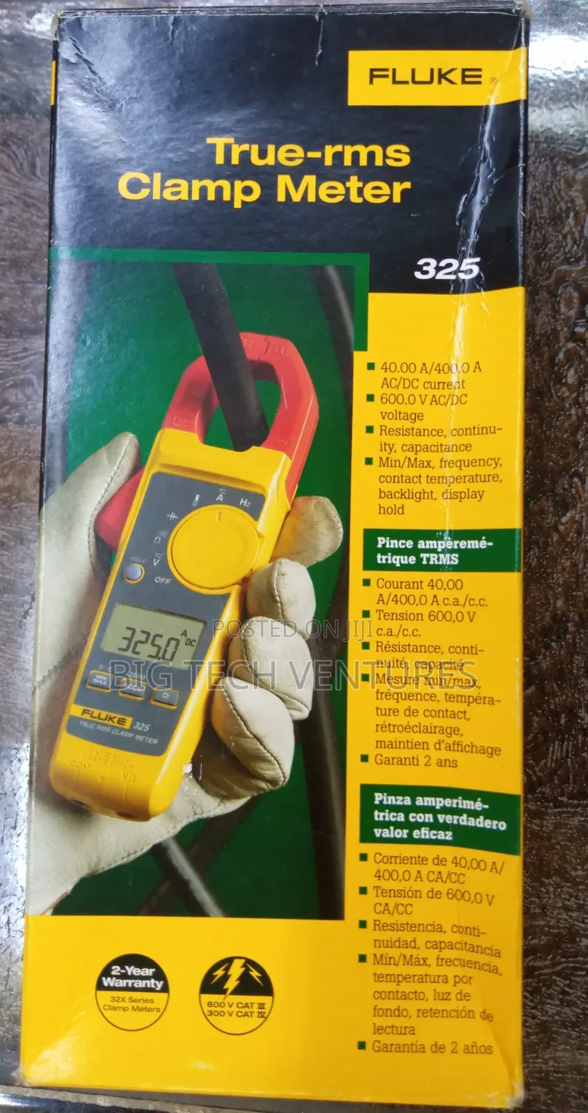 Fluke 325 True-RMS Clamp Meter, Designed for Measuring Electrical