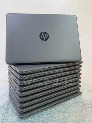 Laptop HP 240 G8 4GB AMD SSD 128GB