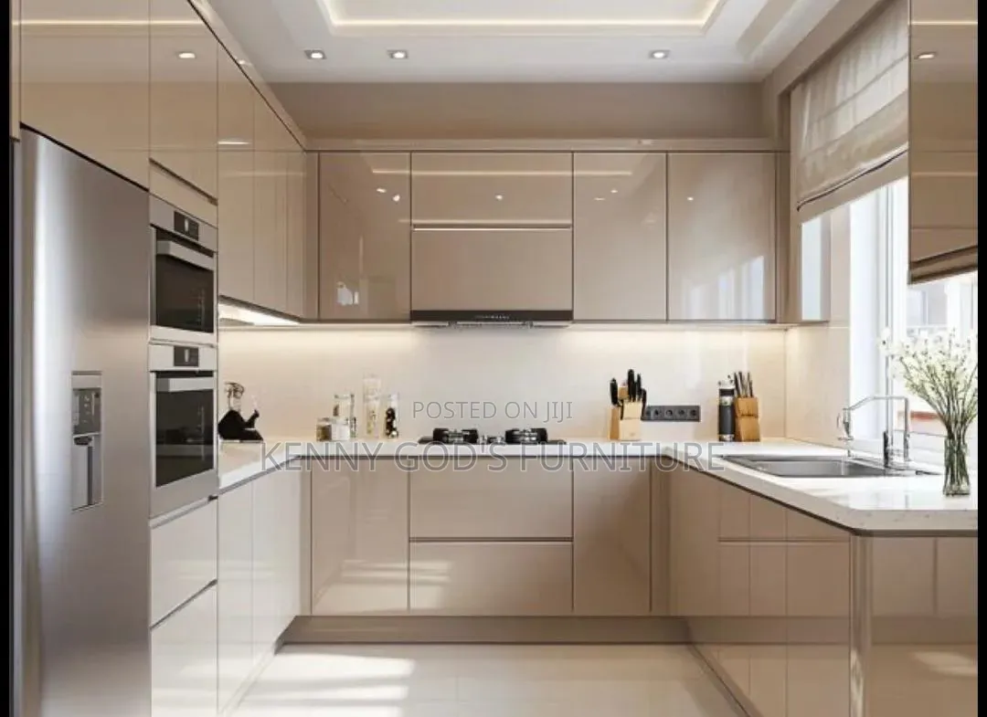Executive Kitchen Cabinet