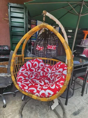Swinging Chairs