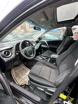 Toyota RAV4 XLE 4dr SUV (2.5L 4cyl 6A) 2014 Black