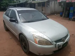 Honda Accord 2.2 D 2003 Silver