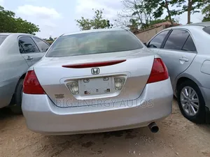 Honda Accord 2.0 Comfort 2008 Silver