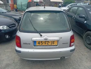 Nissan Micra 2002 Silver