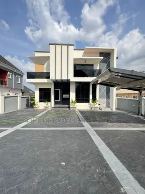 4 Bedroom Duplex