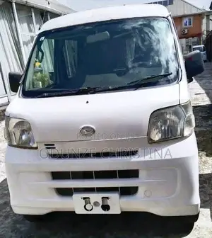 Daihatsu Hijet 2005 White