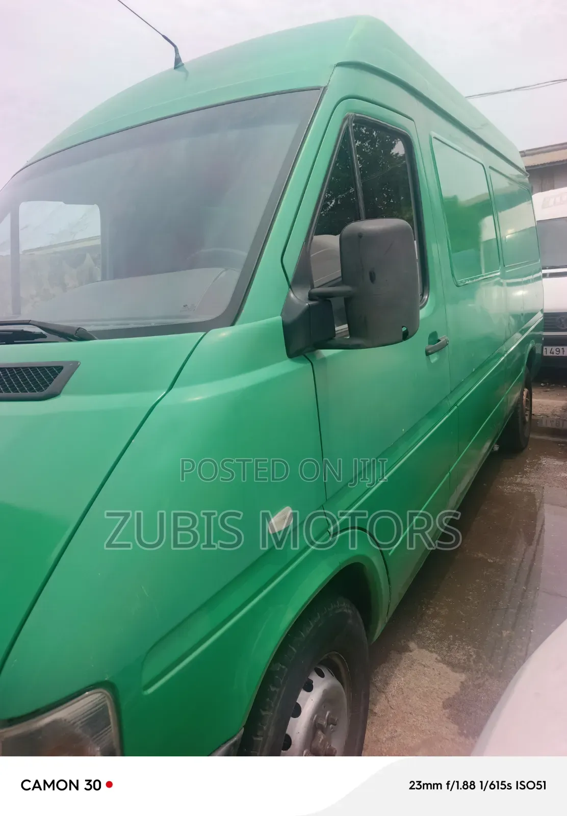 Volkswagen LT 2000 White