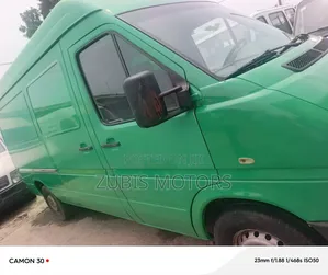 Volkswagen LT 2000 White