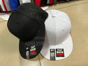 Snapback Face Cap