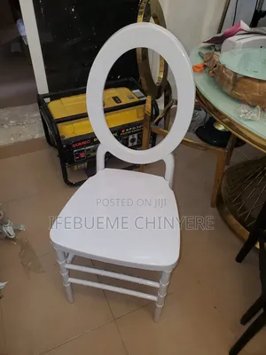 Plastic Chilvay Chair for Event Use